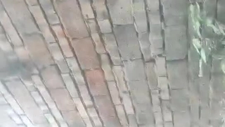 本土杭州学生妹子 还穿着体育服就被带来酒店开房...