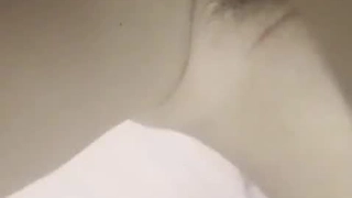 光头大叔大战长发妹子
